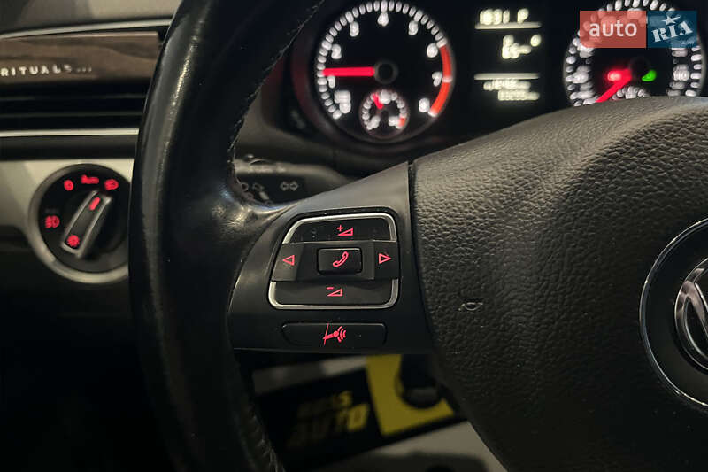 Седан Volkswagen Passat 2015 в Шептицькому