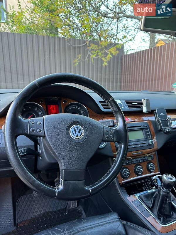 Универсал Volkswagen Passat 2006 в Киеве фото 29 Универсал Volkswagen Passat 2006 в Киеве