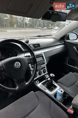 Седан Volkswagen Passat 2009 в 