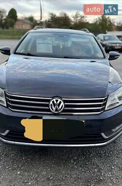 Універсал Volkswagen Passat 2011 в Козятині