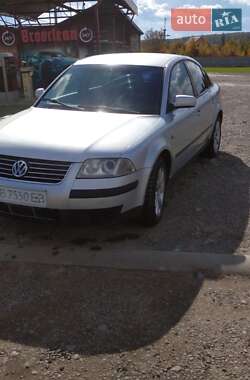 Седан Volkswagen Passat 2001 в Новій Ушиці