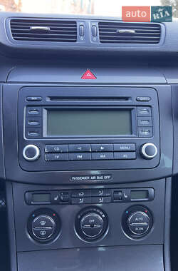 Седан Volkswagen Passat 2006 в 