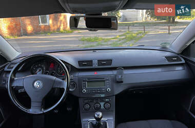Седан Volkswagen Passat 2006 в 