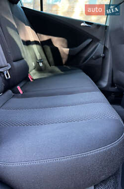 Седан Volkswagen Passat 2006 в 