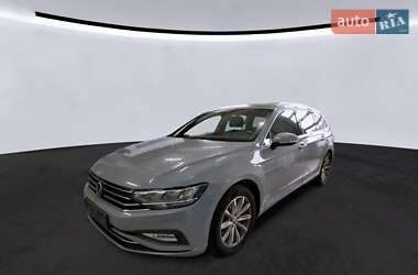 Volkswagen Passat 2022