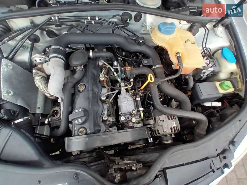 Седан Volkswagen Passat 1998 в Бродах