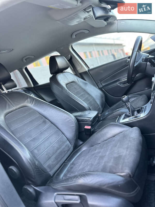 Универсал Volkswagen Passat 2007 в Костополе