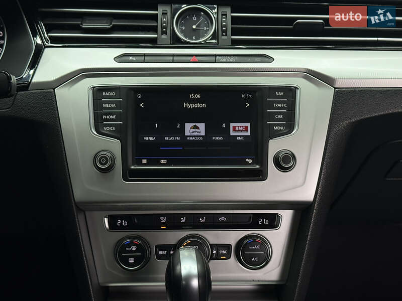 Седан Volkswagen Passat 2016 в Тячеве фото 30 Седан Volkswagen Passat 2016 в Тячеве