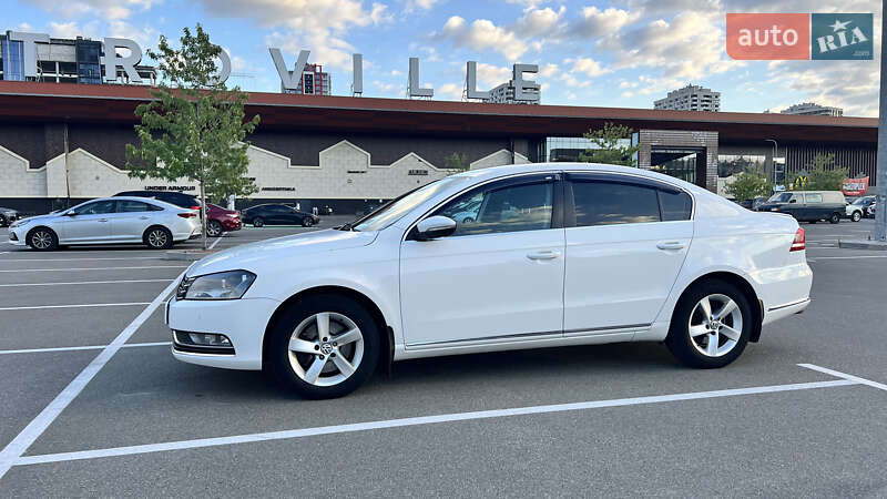Седан Volkswagen Passat 2013 в Киеве фото 12 Седан Volkswagen Passat 2013 в Киеве