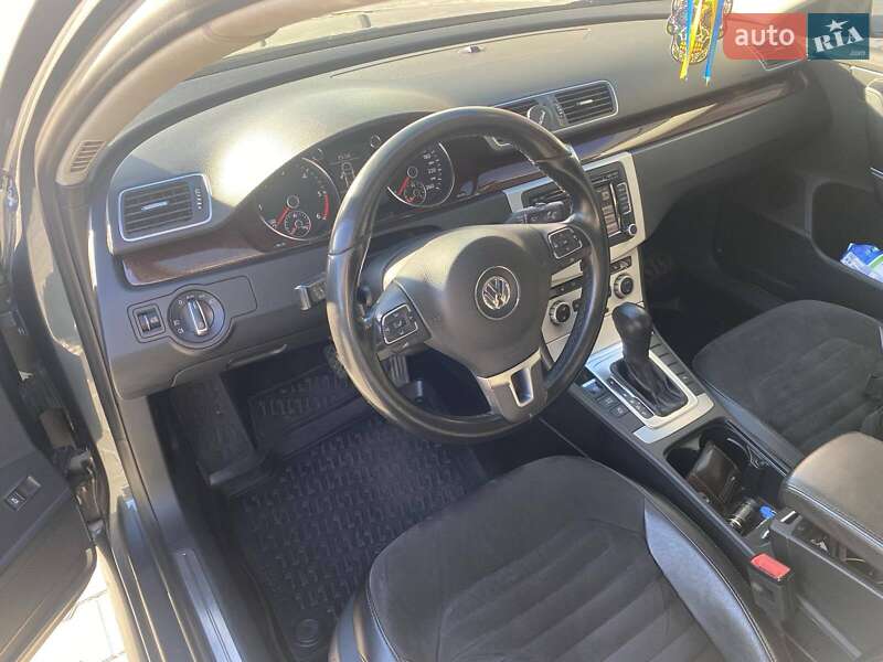 Седан Volkswagen Passat 2013 в Белой Церкви