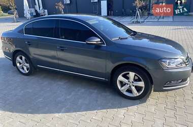 Седан Volkswagen Passat 2013 в 