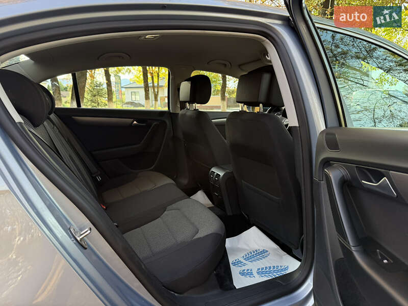 Седан Volkswagen Passat 2013 в Тячеве фото 17 Седан Volkswagen Passat 2013 в Тячеве