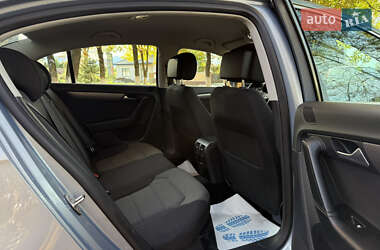 Седан Volkswagen Passat 2013 в 