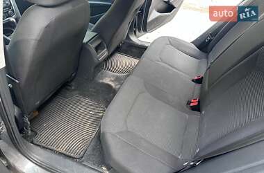 Седан Volkswagen Passat 2016 в Киеве