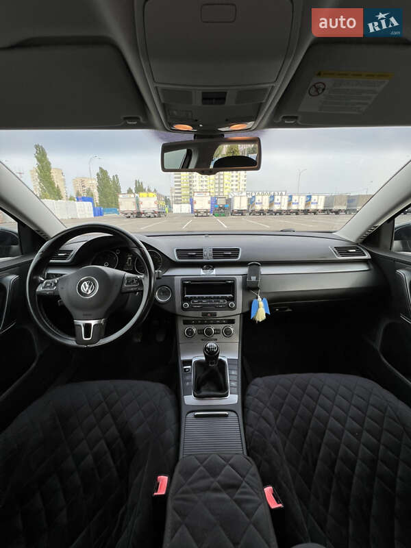 Универсал Volkswagen Passat 2013 в Черкассах