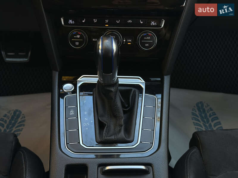 Универсал Volkswagen Passat 2015 в Тячеве фото 28 Универсал Volkswagen Passat 2015 в Тячеве