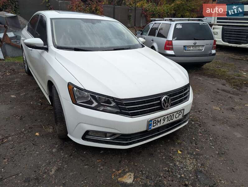 Седан Volkswagen Passat 2016 в Сумах