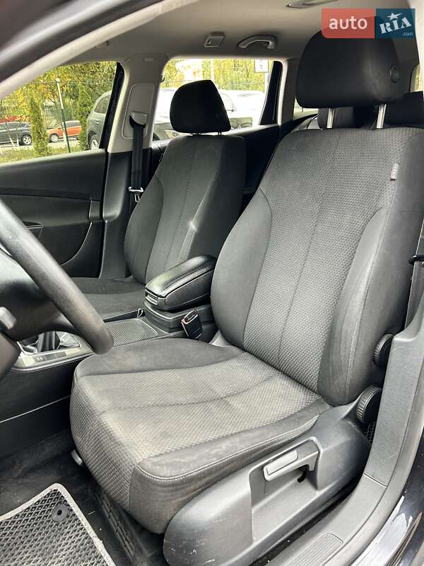 Универсал Volkswagen Passat 2008 в Сумах
