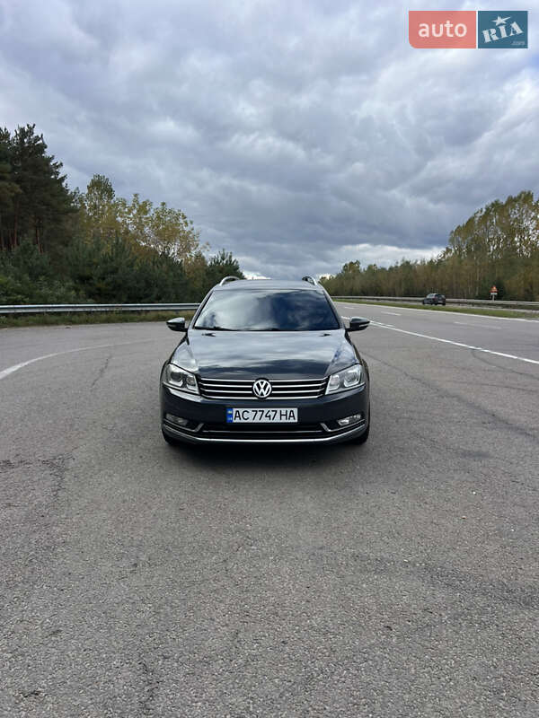 Volkswagen Passat 2011