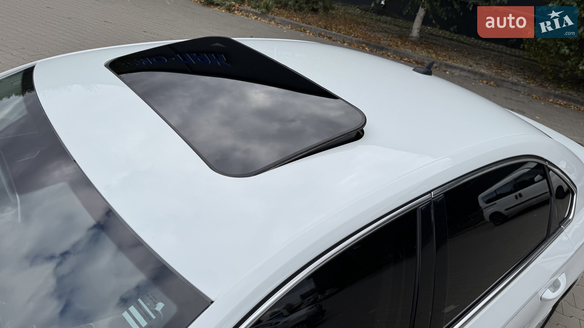 2017 Volkswagen Passat - мініатюра 10