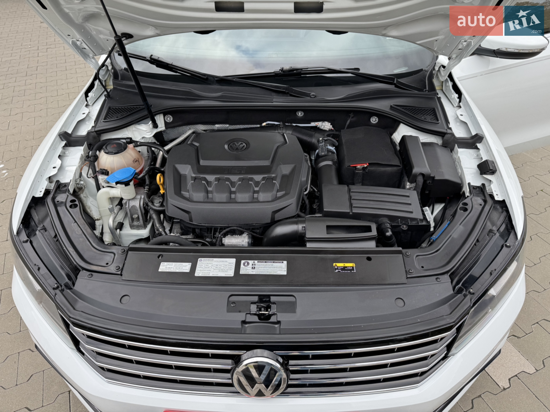 2017 Volkswagen Passat - мініатюра 17