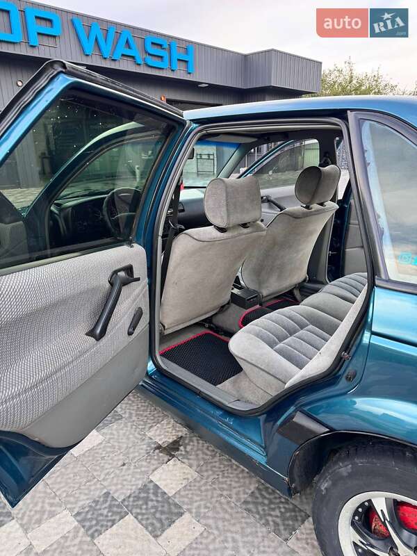 Седан Volkswagen Passat 1991 в Харькове