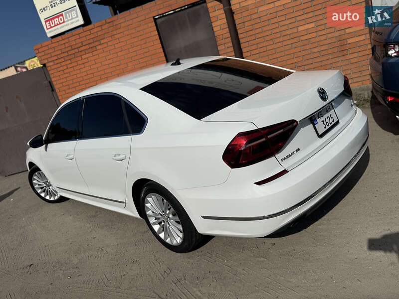 Седан Volkswagen Passat 2017 в Дніпрі