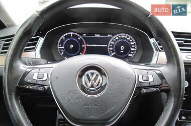 Седан Volkswagen Passat 2018 в 