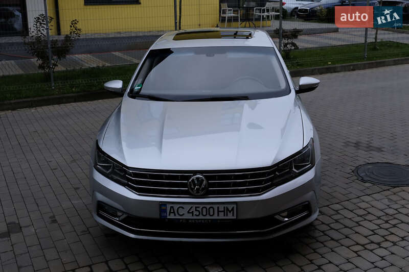 Седан Volkswagen Passat 2016 в Луцьку
