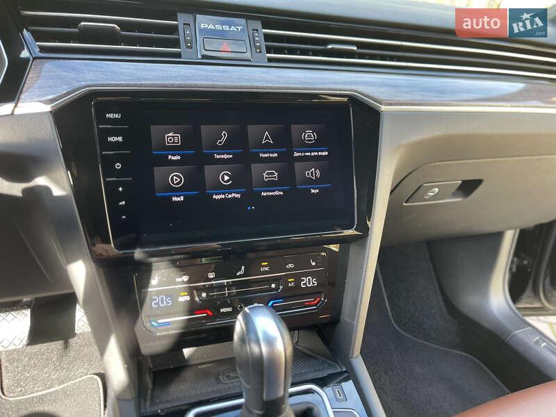 Универсал Volkswagen Passat 2021 в Южном