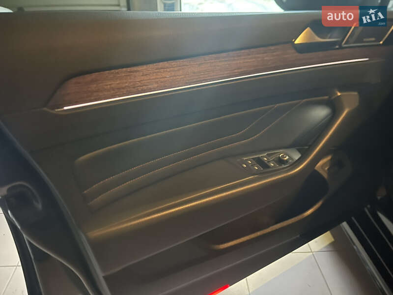 Универсал Volkswagen Passat 2021 в Южном