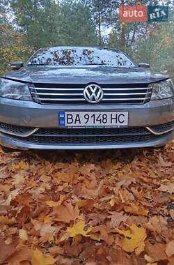 Седан Volkswagen Passat 2015 в Кропивницком