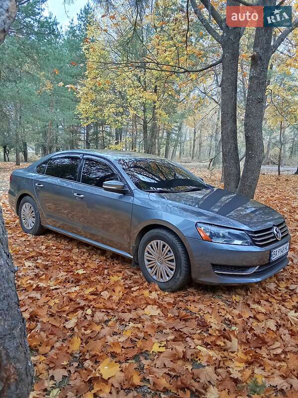 Седан Volkswagen Passat 2015 в Кропивницком