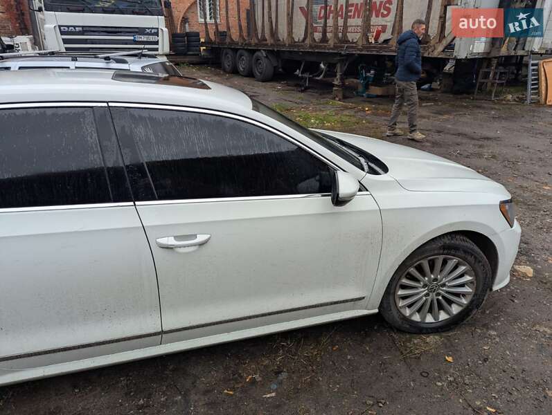 Седан Volkswagen Passat 2016 в Сумах