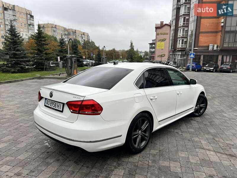 Седан Volkswagen Passat 2012 в Львове