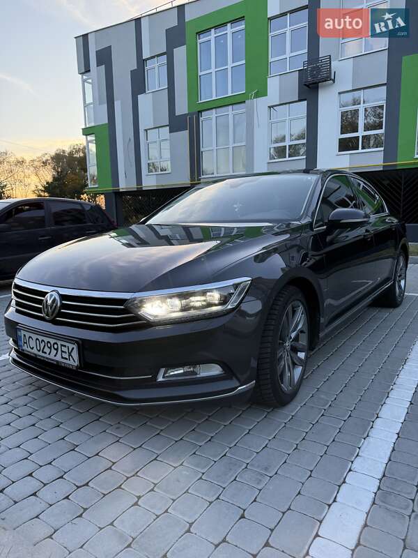 Седан Volkswagen Passat 2017 в Шептицькому