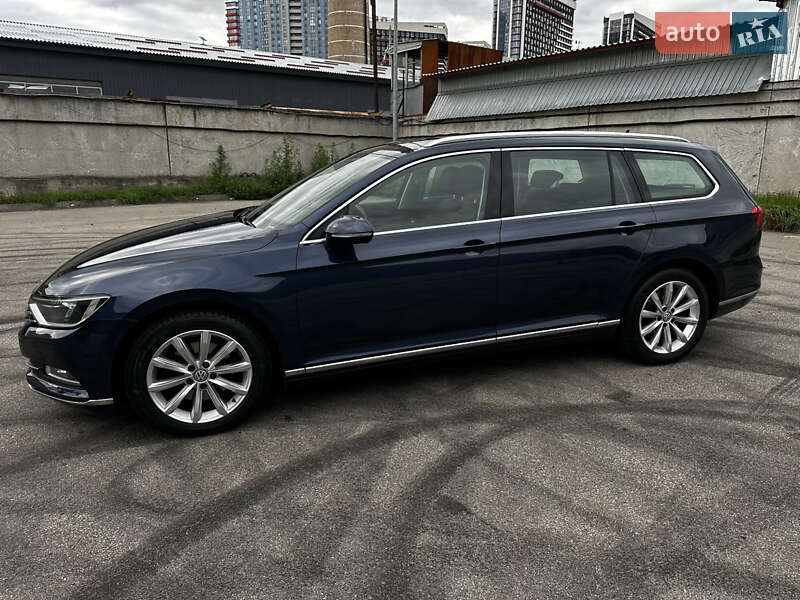 Универсал Volkswagen Passat 2015 в Киеве