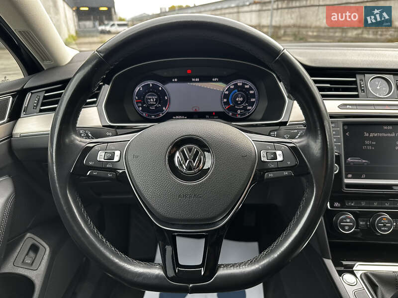 Универсал Volkswagen Passat 2015 в Киеве