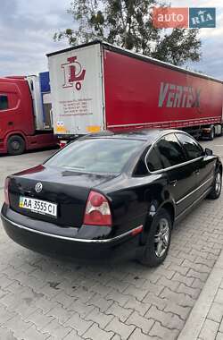 Седан Volkswagen Passat 2001 в 