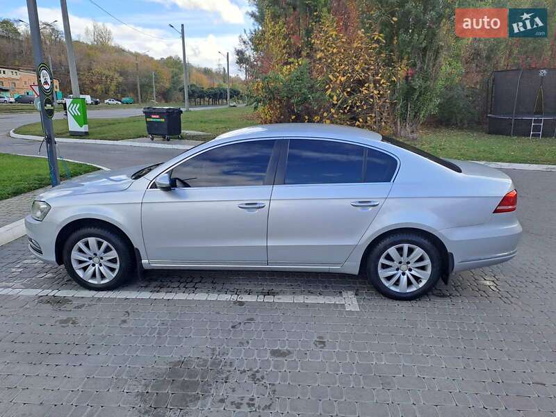 Седан Volkswagen Passat 2012 в Харкові фото 3 Седан Volkswagen Passat 2012 в Харкові