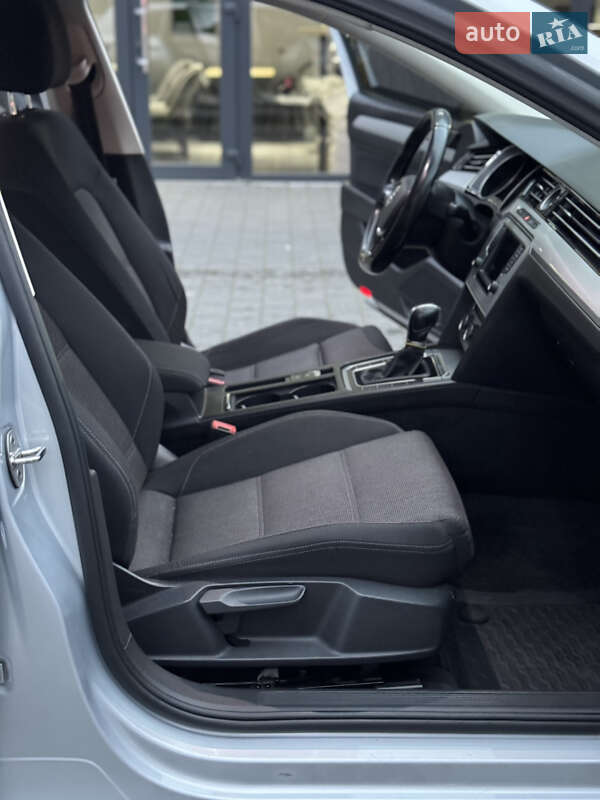 Універсал Volkswagen Passat 2015 в Міжгір'ї