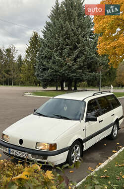 Универсал Volkswagen Passat 1989 в 