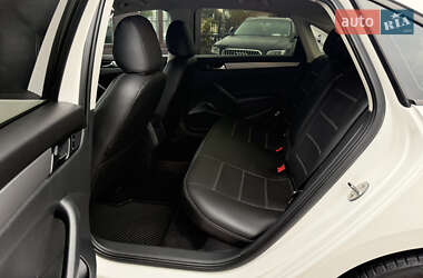 Седан Volkswagen Passat 2014 в 