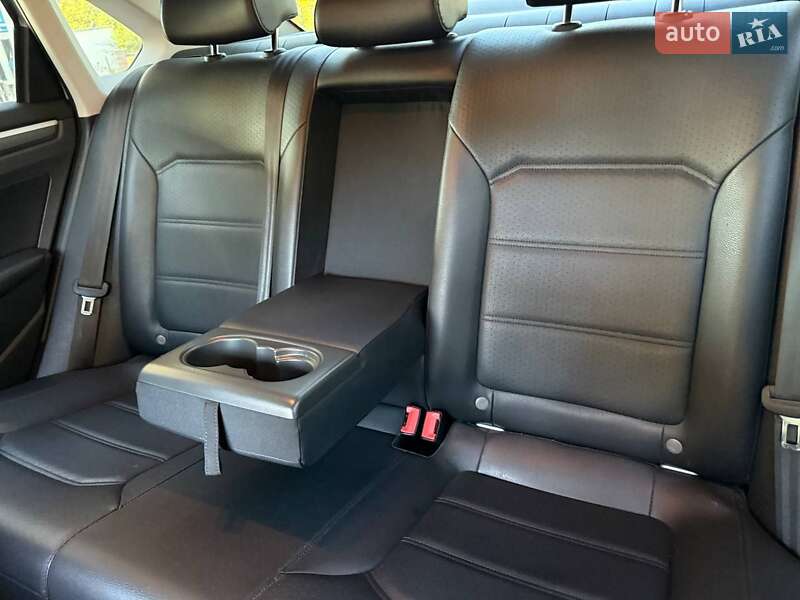 Седан Volkswagen Passat 2018 в Павлограді