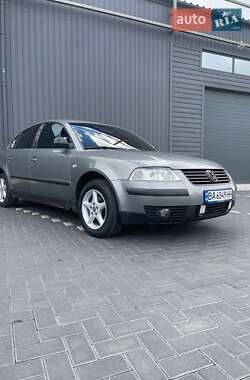 Седан Volkswagen Passat 2002 в Кропивницком