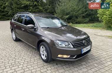 Универсал Volkswagen Passat 2012 в 