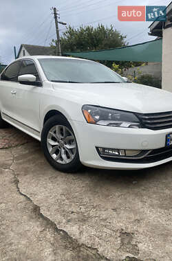 Седан Volkswagen Passat 2015 в Чернигове