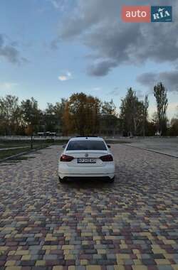 Седан Volkswagen Passat 2014 в 