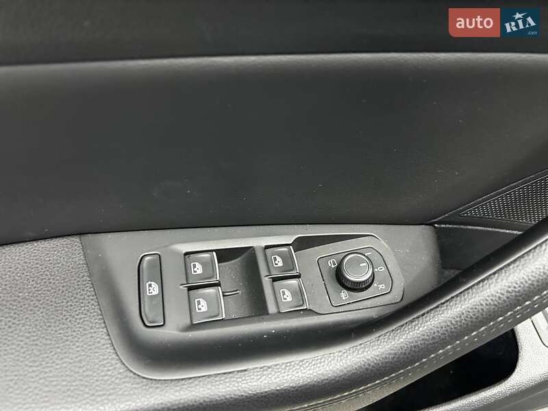 Універсал Volkswagen Passat 2018 в Чернівцях