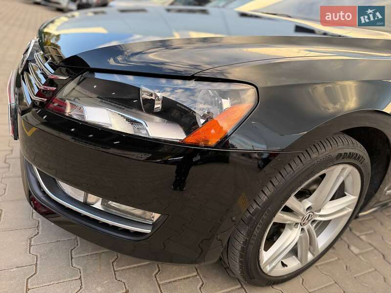 Седан Volkswagen Passat 2012 в Одесі